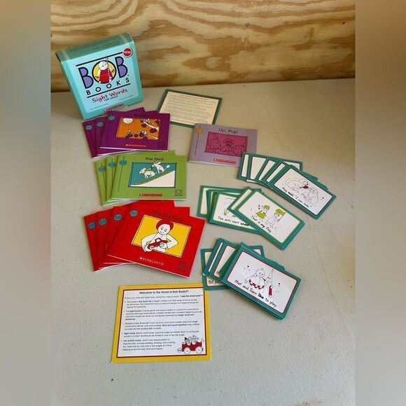 BOB Books Set 1: Beginning Readers - Picture 1 of 3